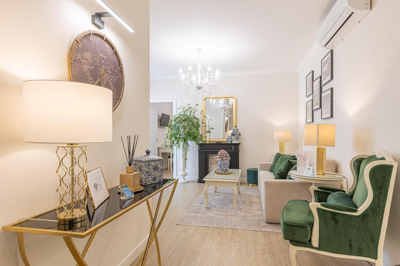 Apartment Crys: Apartments, Holiday, Business, *