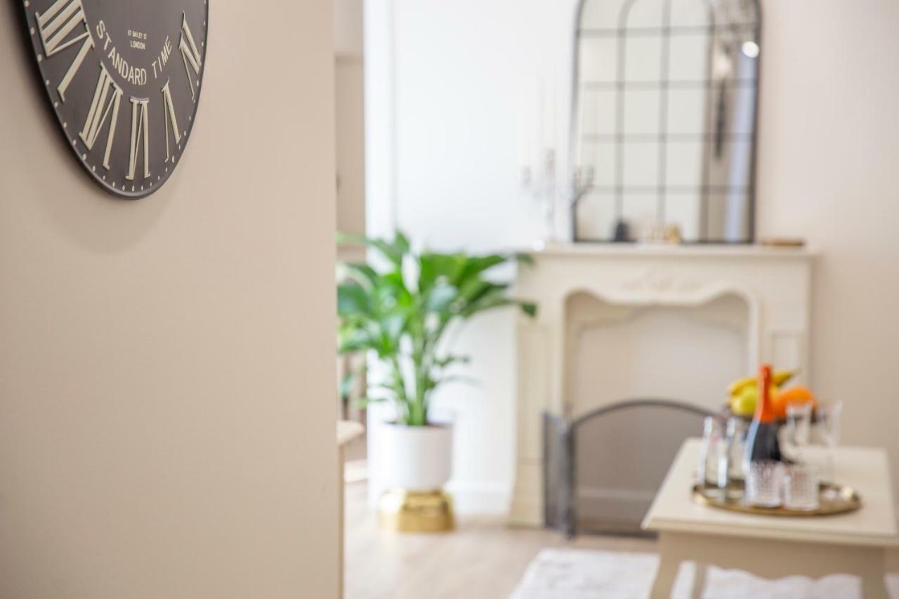 Crys: Apartments, Holiday, Business, * Verona