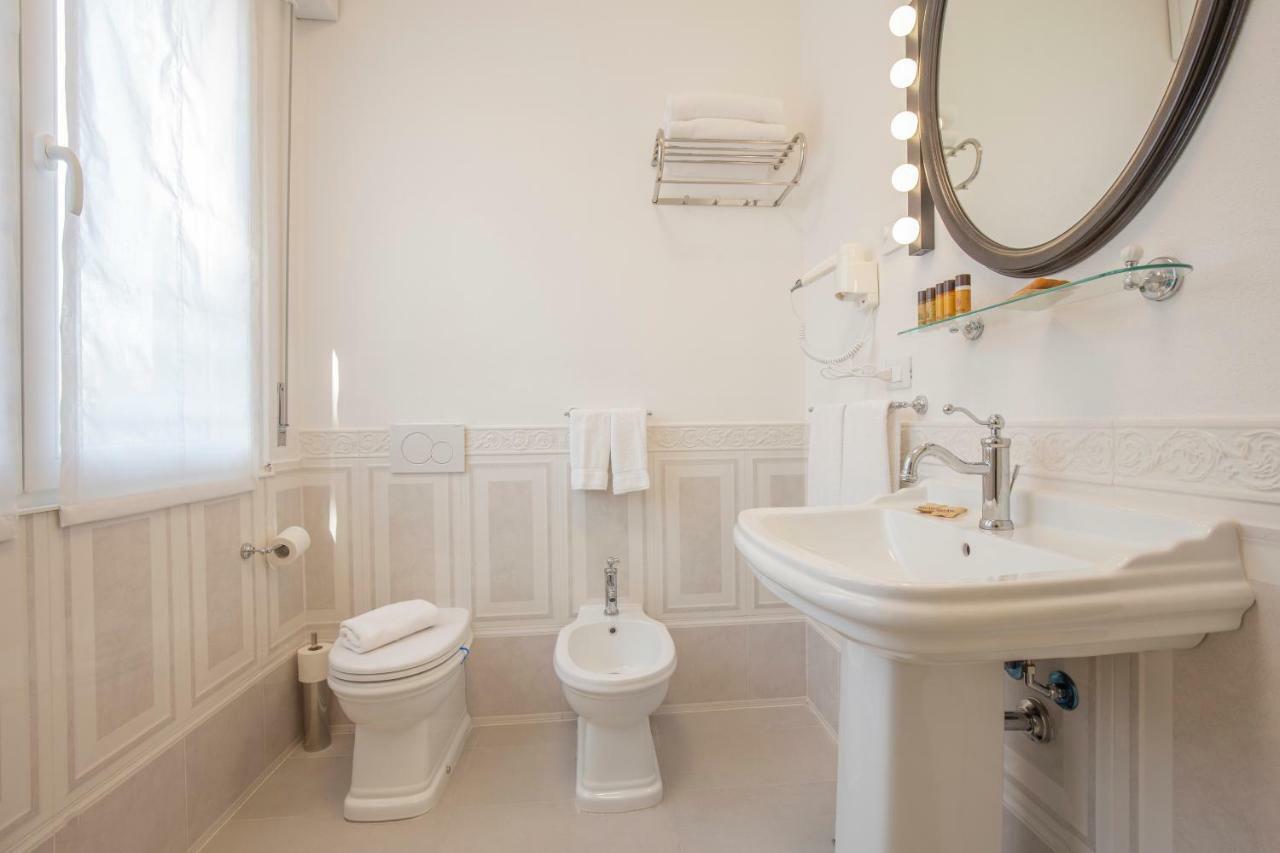 Crys: Apartments, Holiday, Business, * Verona